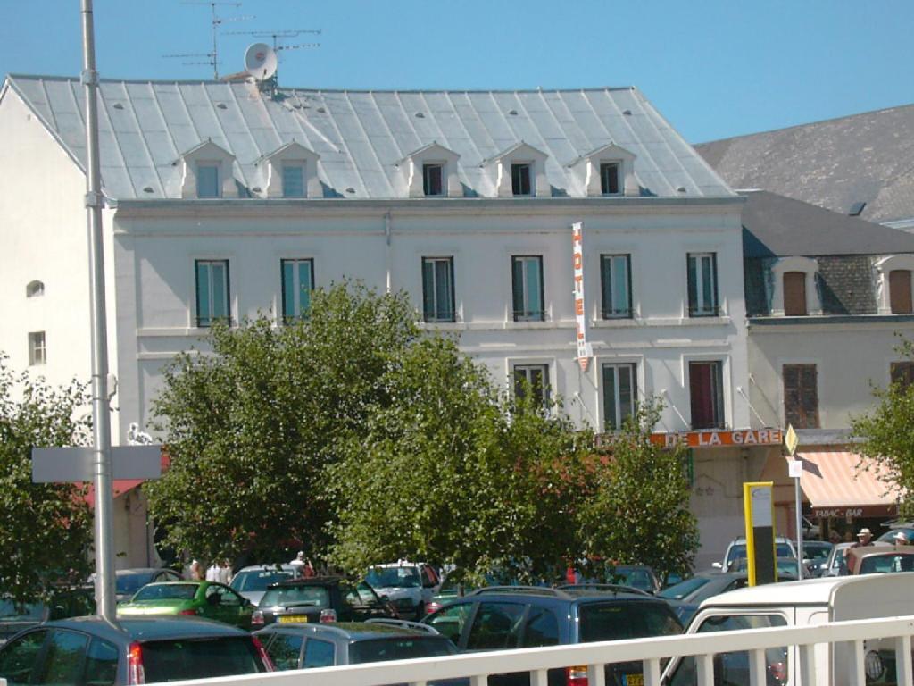 Hotel De La Gare Montluçon Eksteriør bilde