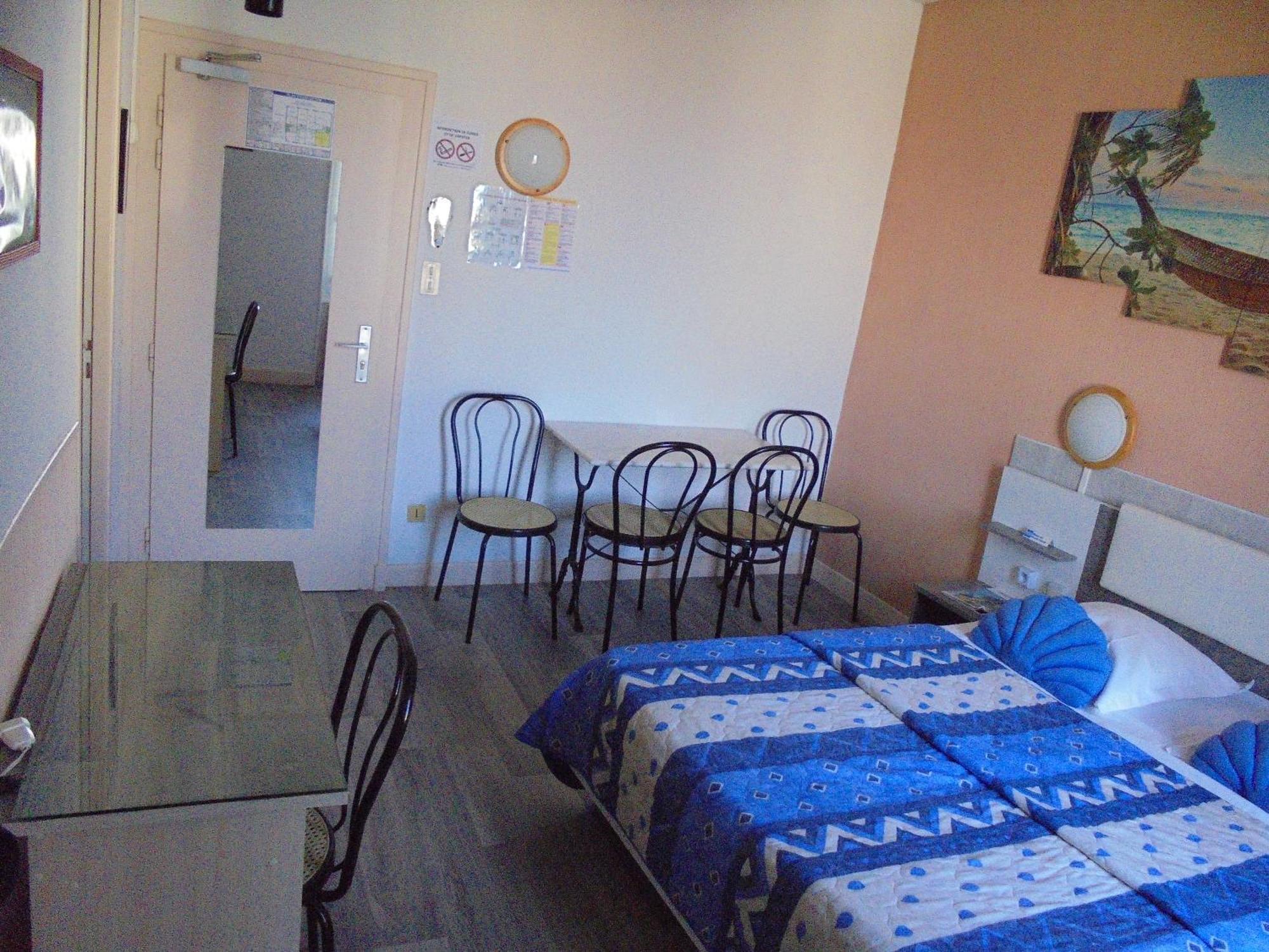 Hotel De La Gare Montluçon Eksteriør bilde